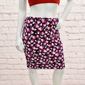 Banana Republic Petite Pencil Skirt Size 6 Stretch Purple Floral Print